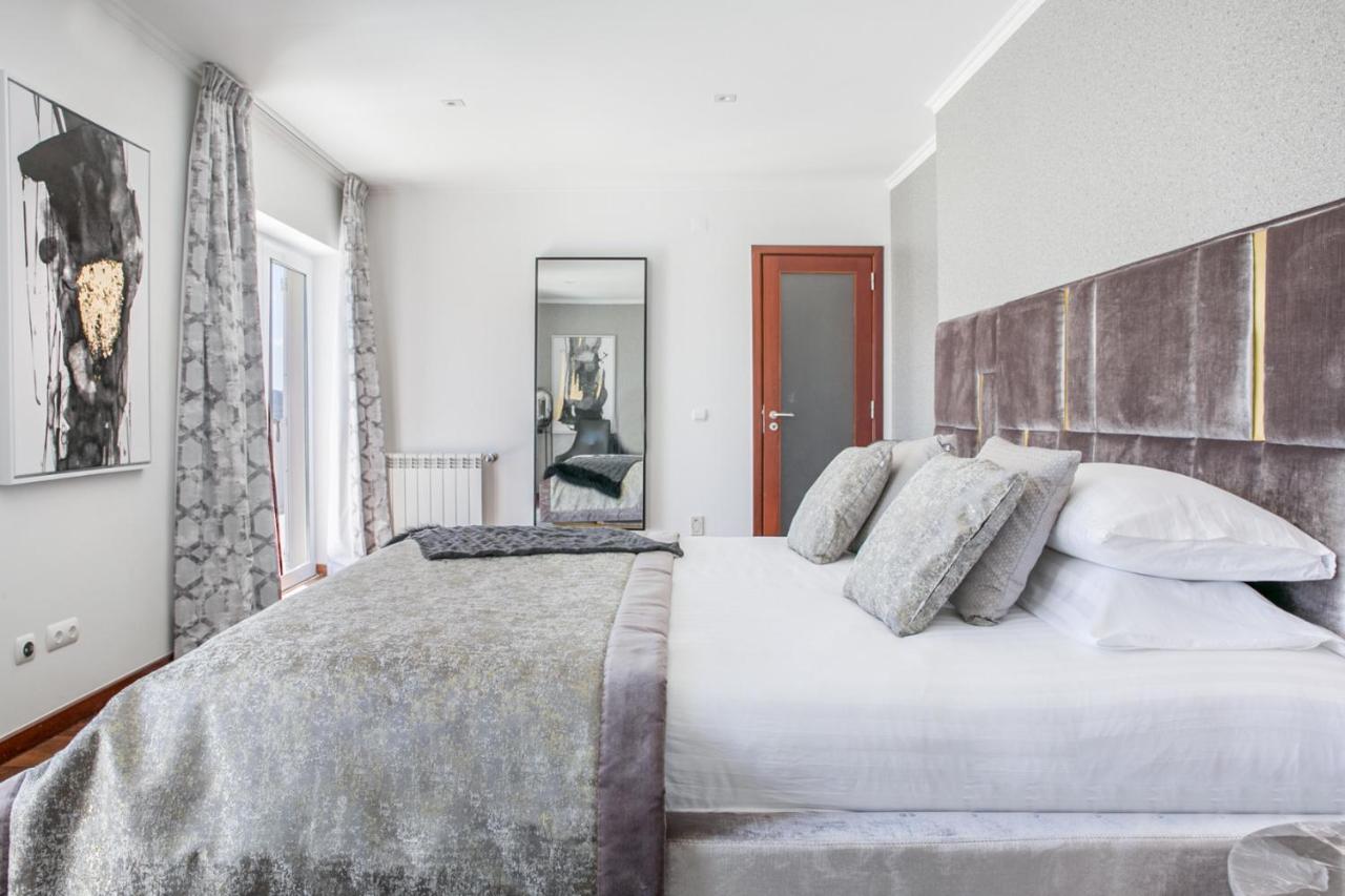Quinta Da Serra - Luxurious Villa Sintra - Heated Pool & Jacuzzi エクステリア 写真